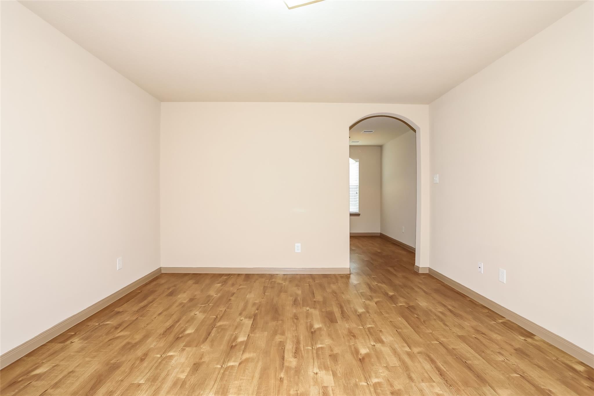 19014 Moynihan Drive