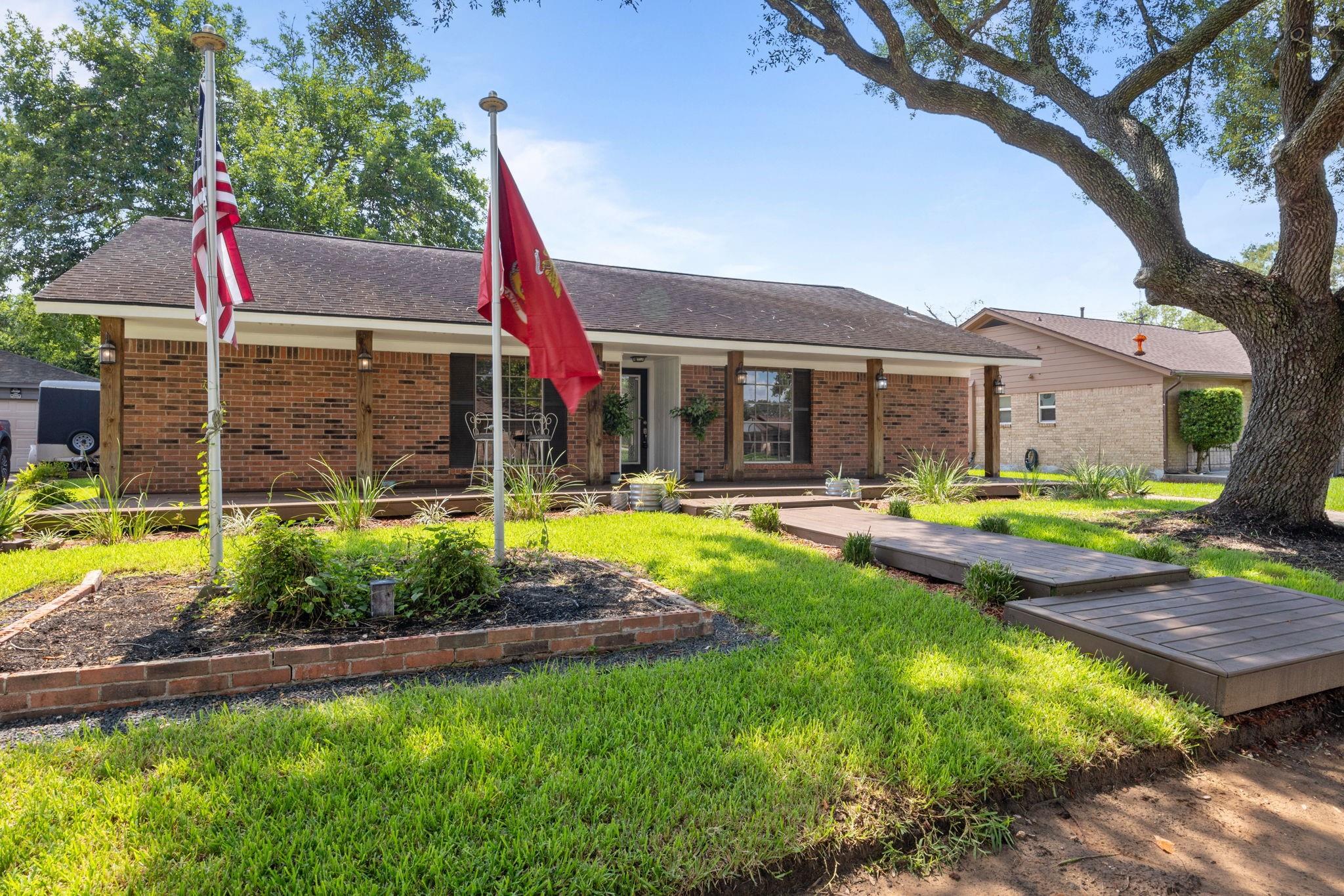 2713 Crane Drive