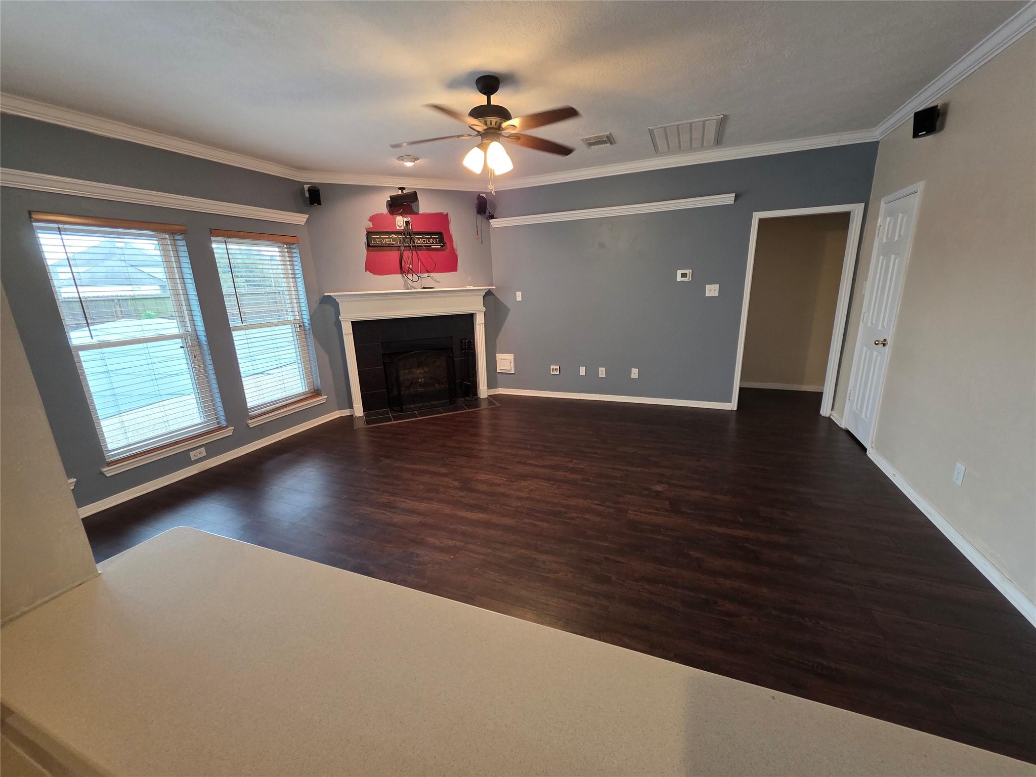 2422 Acadiana Lane