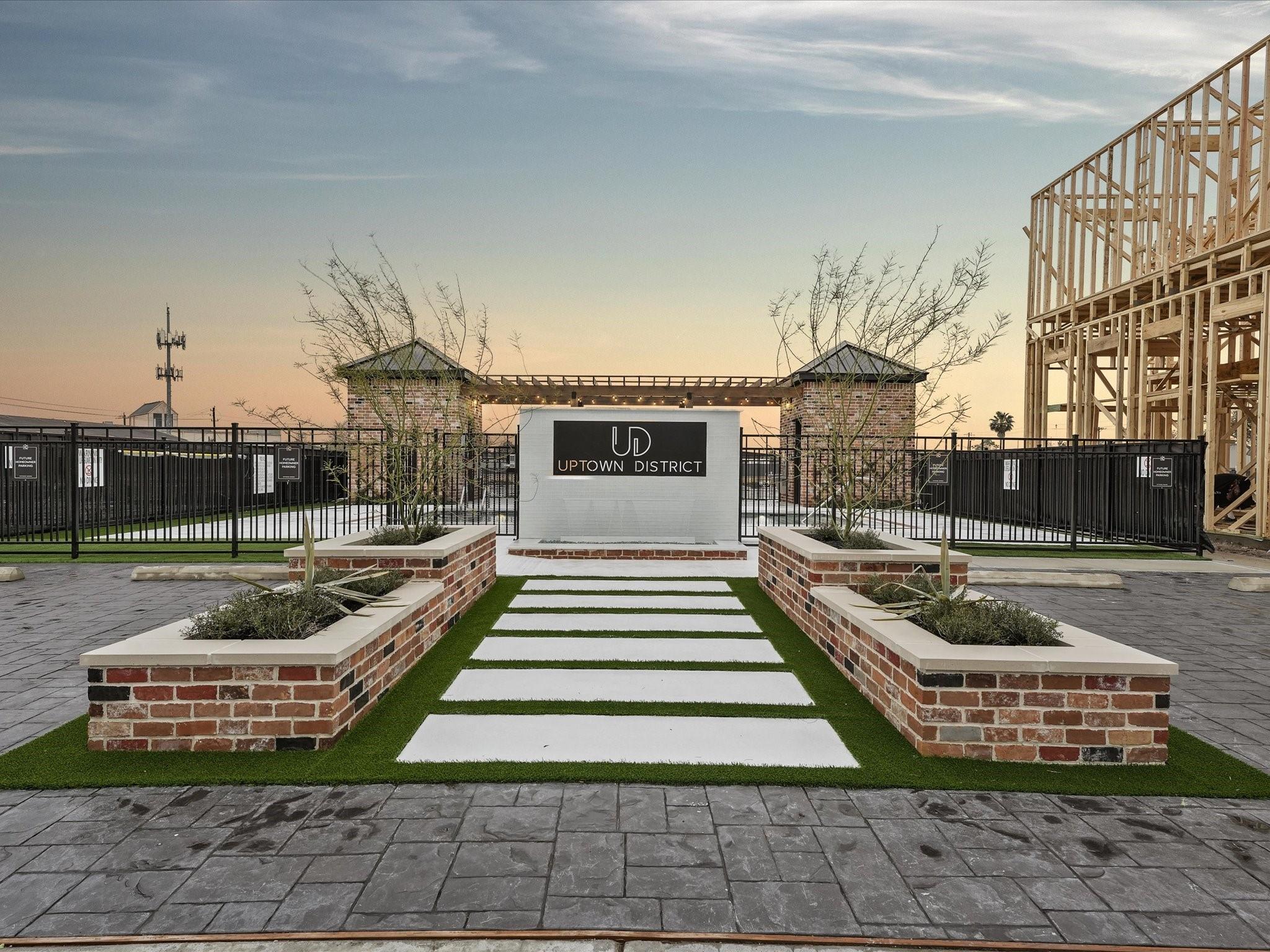 9206 Washington Heights Street