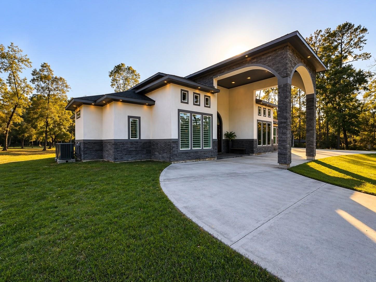 10203 Camden Circle