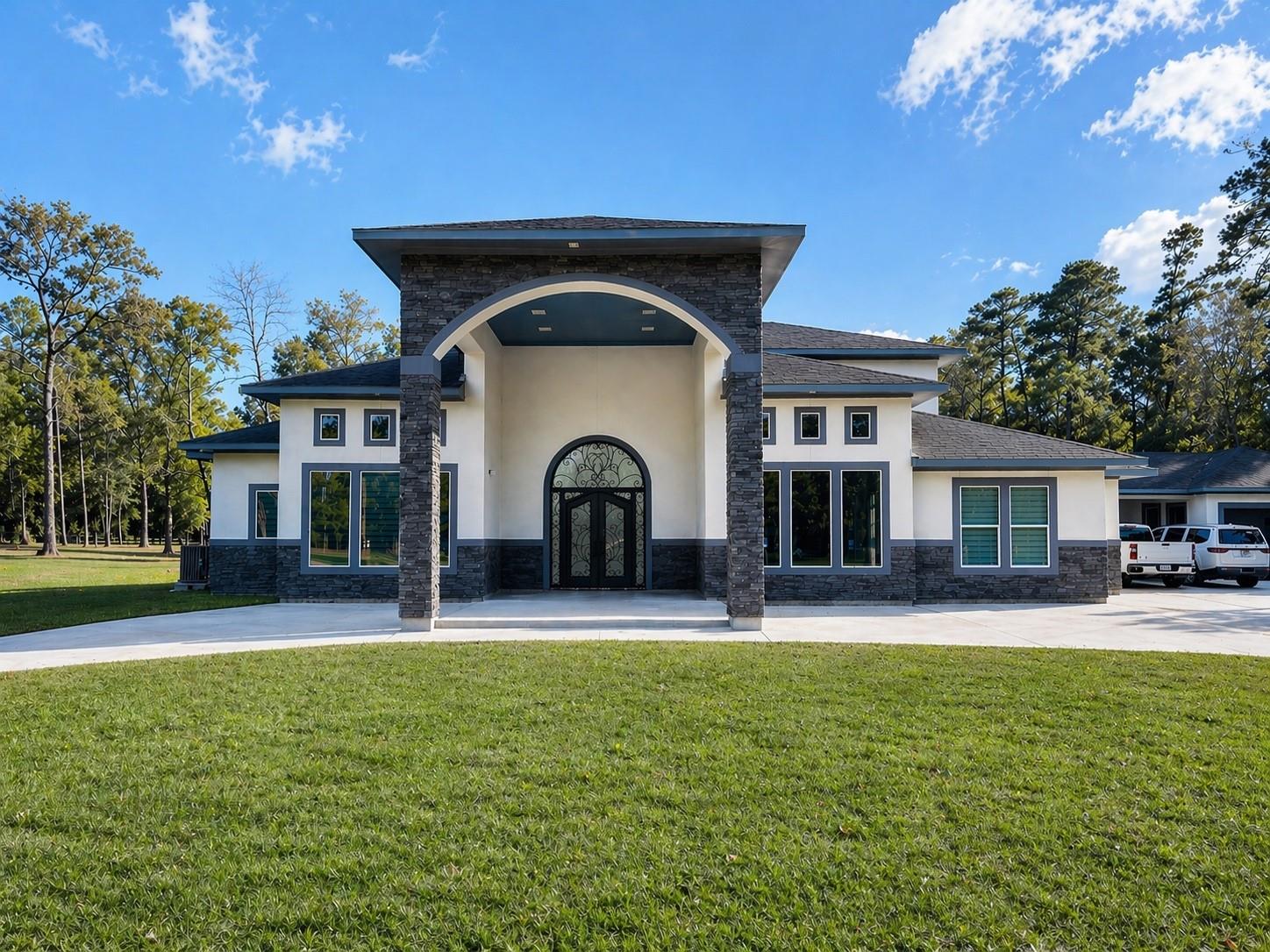 10203 Camden Circle