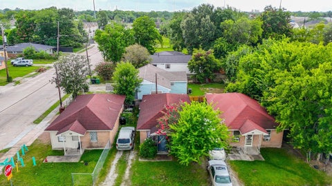 Photo of 7523 La Salette Street, Houston, TX 77021 (MLS # 55849474)