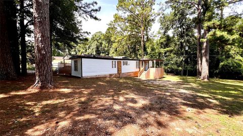 Photo of 14419 W Lee Shore Drive, Willis, TX 77318 (MLS # 10071744)