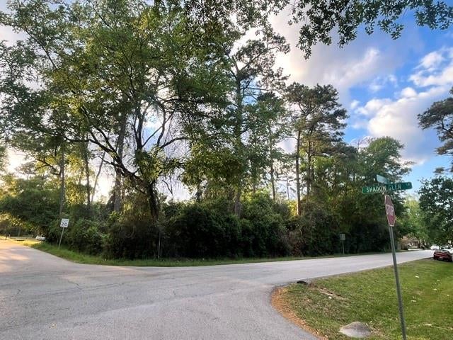 2351 Shadow Glen Ln