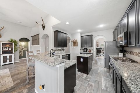 Photo of 1814 Dominion Heights Lane, Brookshire, TX 77423 (MLS # 57156408)