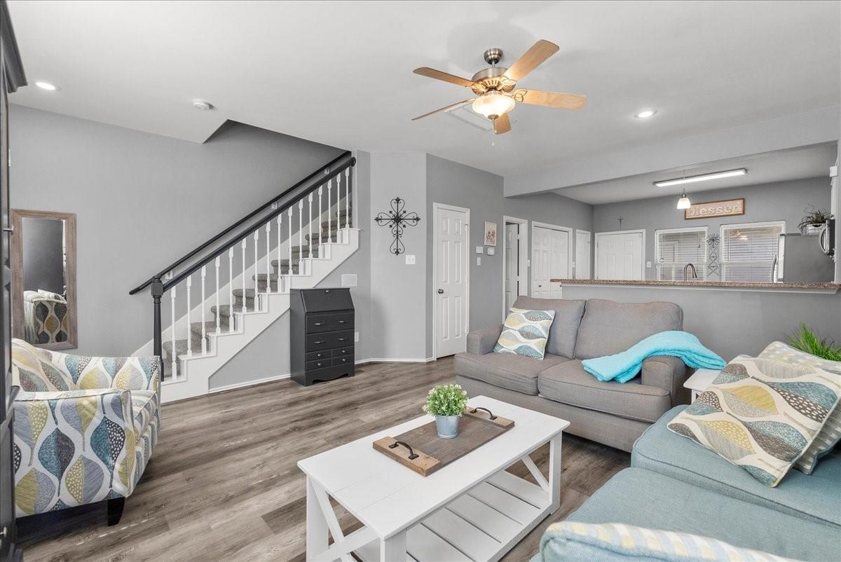 1937 Kemah Village Drive