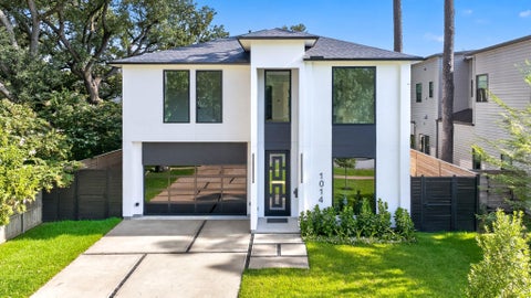 Photo of 1014 Gardenia Drive, Houston, TX 77018 (MLS # 93833401)