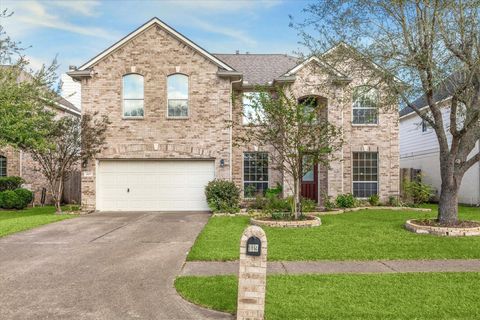 Photo of 419 White Oak Pointe, League City, TX 77573 (MLS # 30512092)