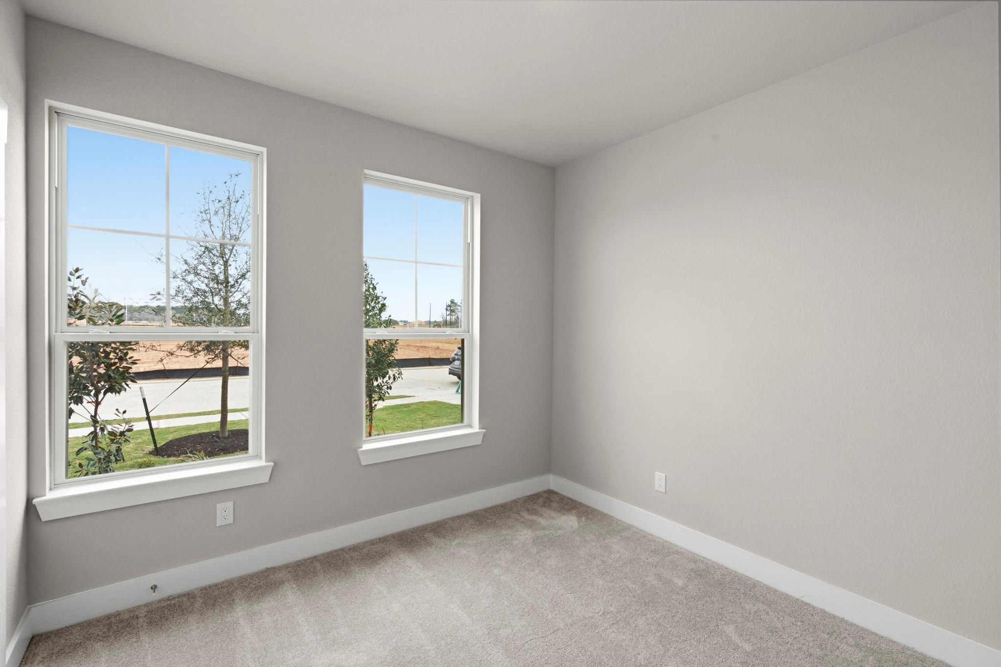 21119 Iberian Magpie Trail