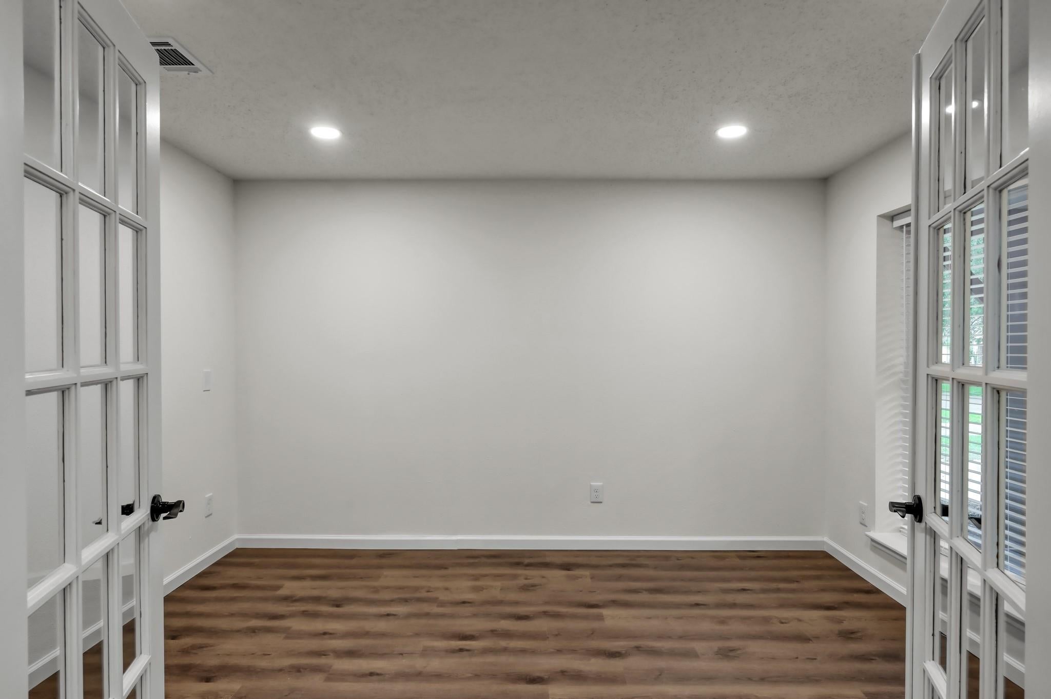 155 Rushwing Place