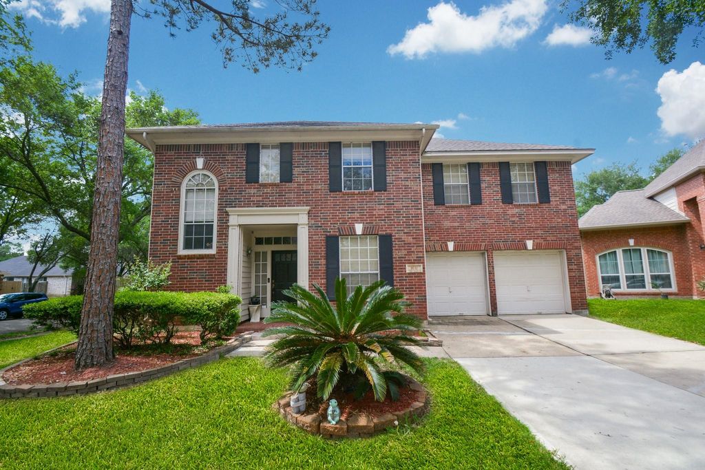 Photo of 1631 Almond Brook Lane, Houston, TX 77062 (MLS # 68420421)