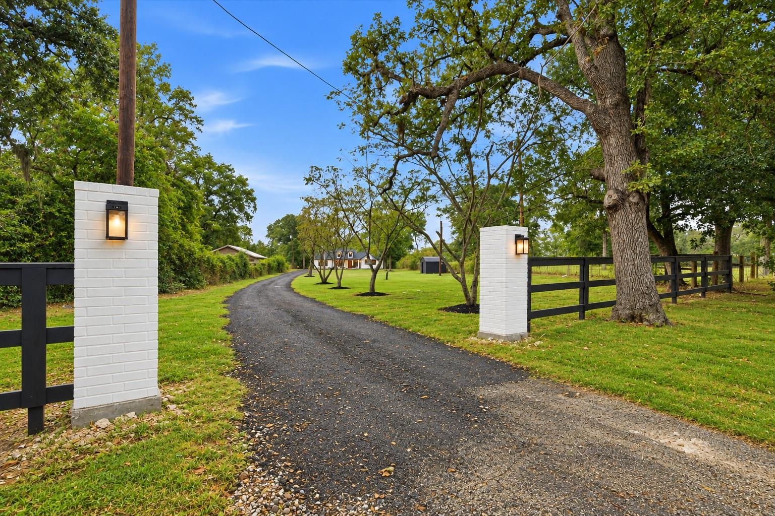 22177 Fm 359 Road