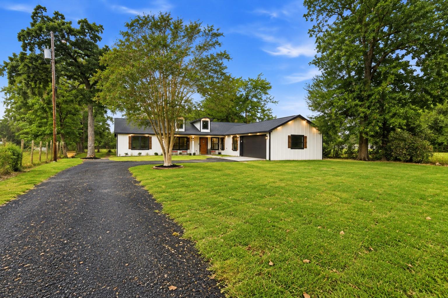 22177 Fm 359 Road