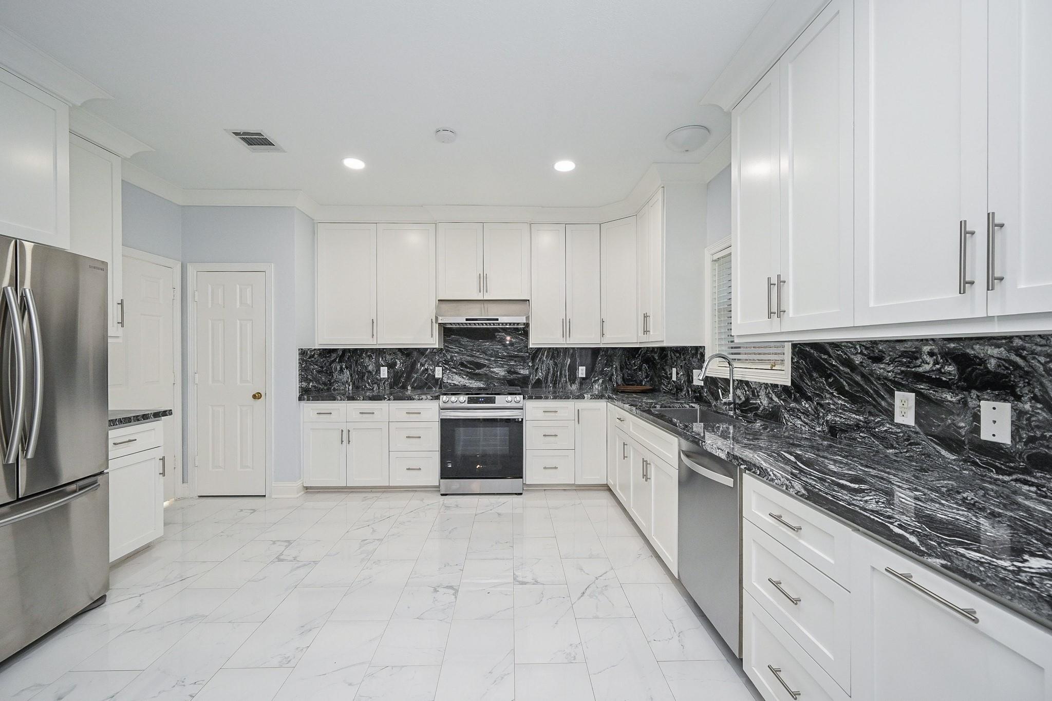 19207 Poplar Trails Lane