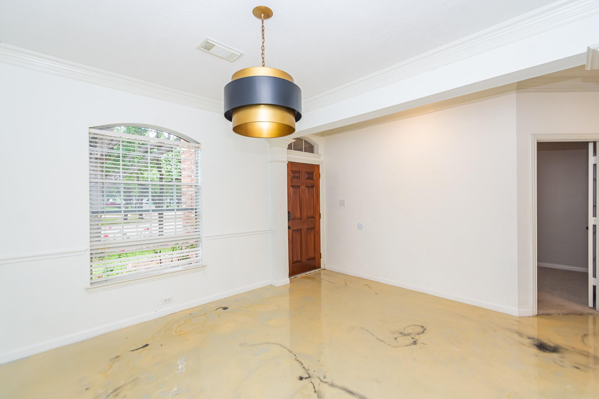 2403 Old River Lane