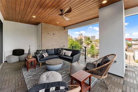 Tiny photo for 917 Peden Street, Houston, TX 77006 (MLS # 71213448)