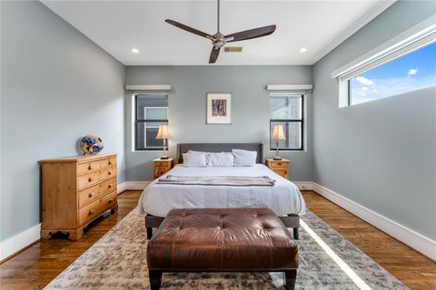 Tiny photo for 917 Peden Street, Houston, TX 77006 (MLS # 71213448)