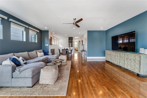 Tiny photo for 917 Peden Street, Houston, TX 77006 (MLS # 71213448)