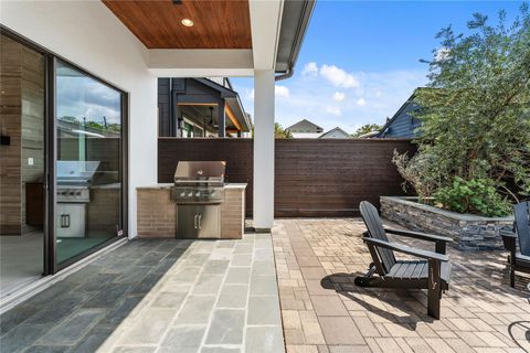 Tiny photo for 917 Peden Street, Houston, TX 77006 (MLS # 71213448)