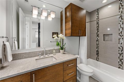 Tiny photo for 917 Peden Street, Houston, TX 77006 (MLS # 71213448)