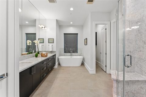 Tiny photo for 917 Peden Street, Houston, TX 77006 (MLS # 71213448)