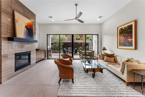 Tiny photo for 917 Peden Street, Houston, TX 77006 (MLS # 71213448)