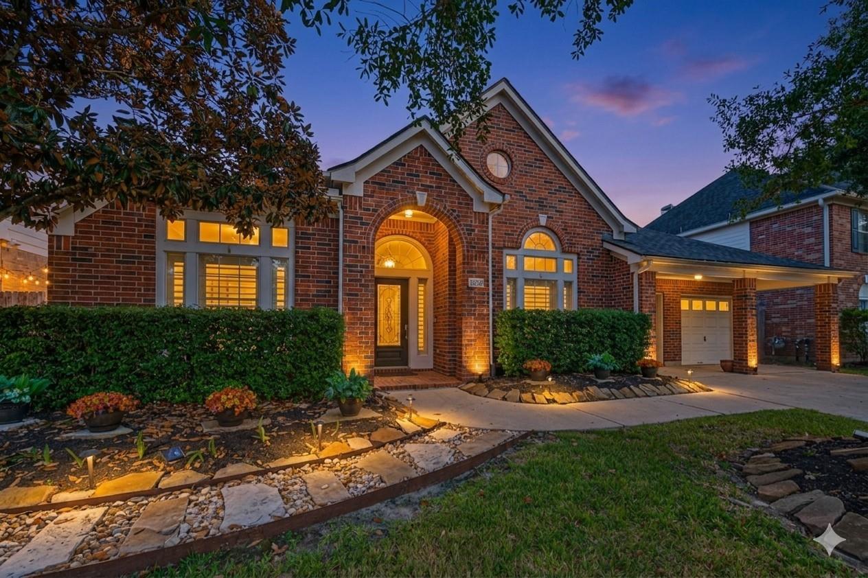 15922 Clipper Pointe Drive