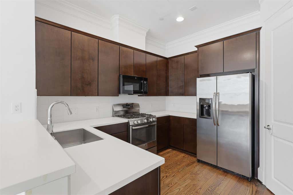 Photo of 3302 Audley Street #126, Houston, TX 77098 (MLS # 50165101)