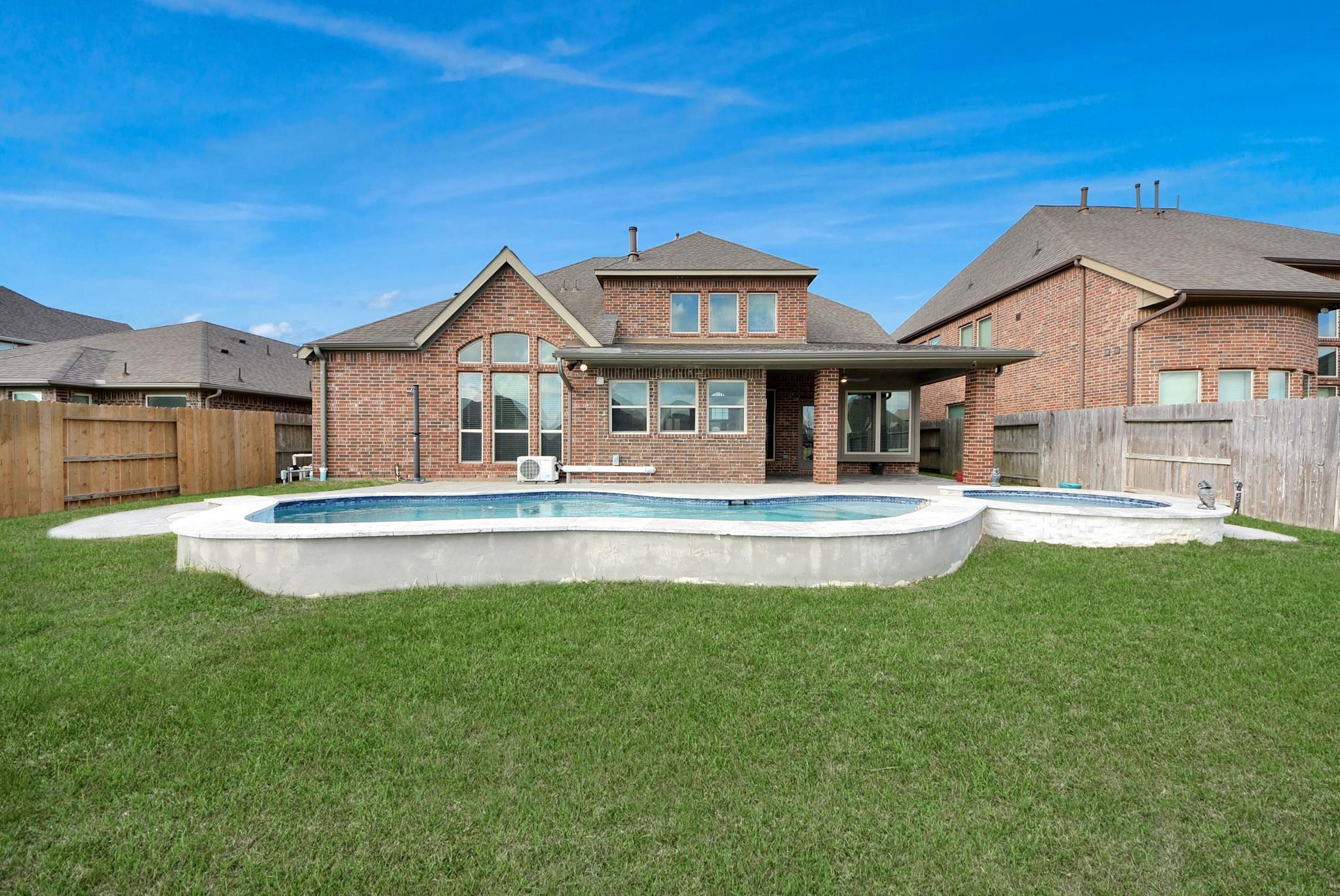 2714 Newport Lake Boulevard