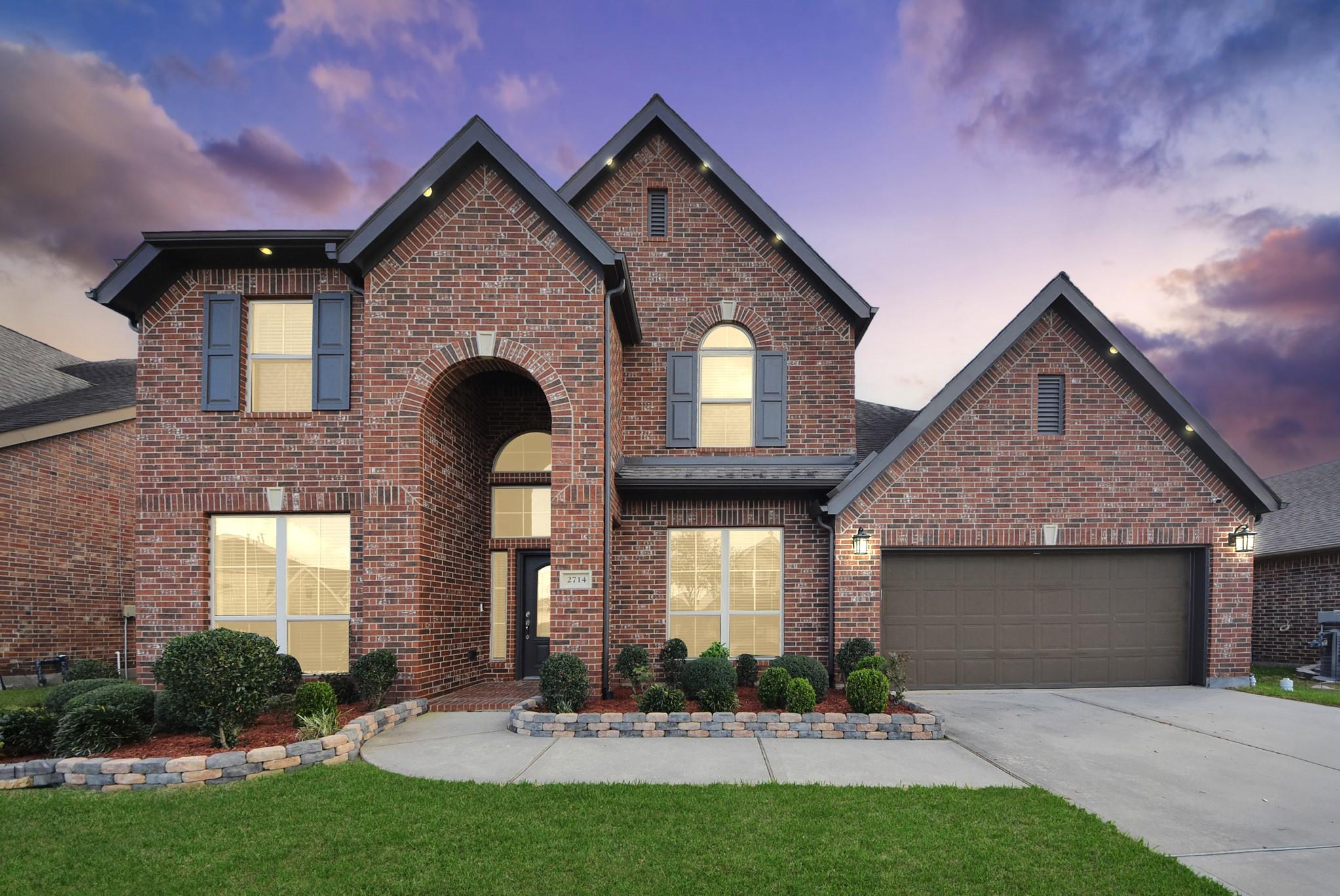 2714 Newport Lake Boulevard