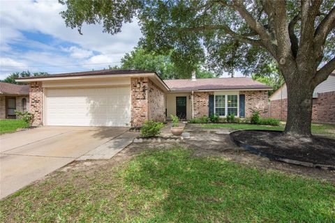 Photo of 6602 Loch Langham Drive, Houston, TX 77084 (MLS # 11250600)