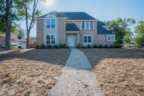 Photo of 1923 Big Horn Drive, Houston, TX 77090 (MLS # 21129304)