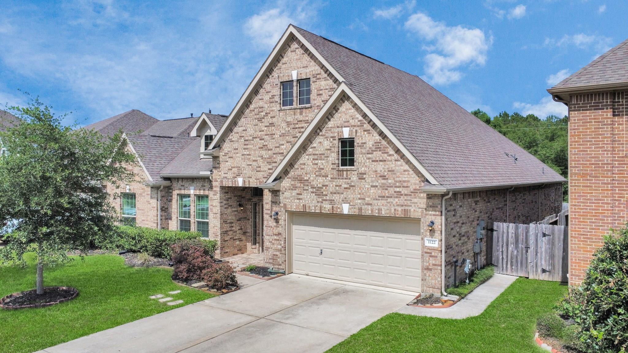 1122 Boxwood Place
