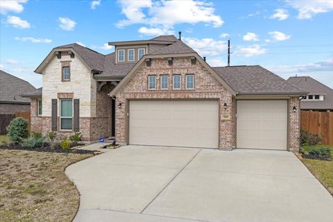 Photo of 7111 Hillside Avenue, Mont Belvieu, TX 77523 (MLS # 23533153)