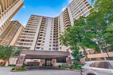 Photo of 3525 Sage Road #1116, Houston, TX 77056 (MLS # 84731826)