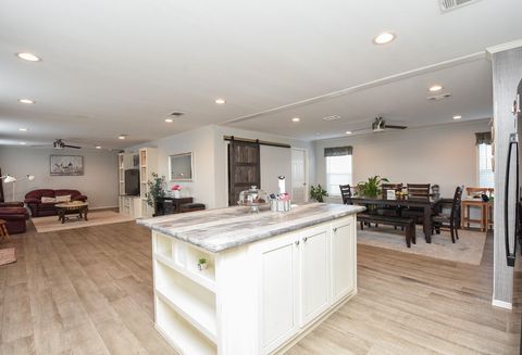 Photo of 700 Road 5505, Cleveland, TX 77327 (MLS # 16187939)