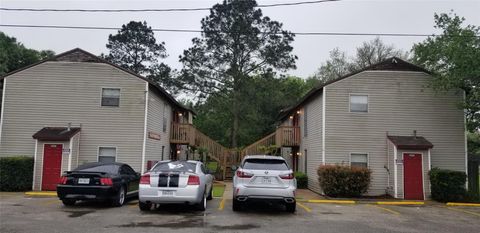 Photo of 2017 W Sidnor Street #6, Alvin, TX 77511 (MLS # 64452708)