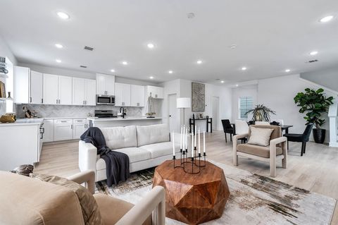 Photo of 1515 Euel Street, Houston, TX 77009 (MLS # 68407533)