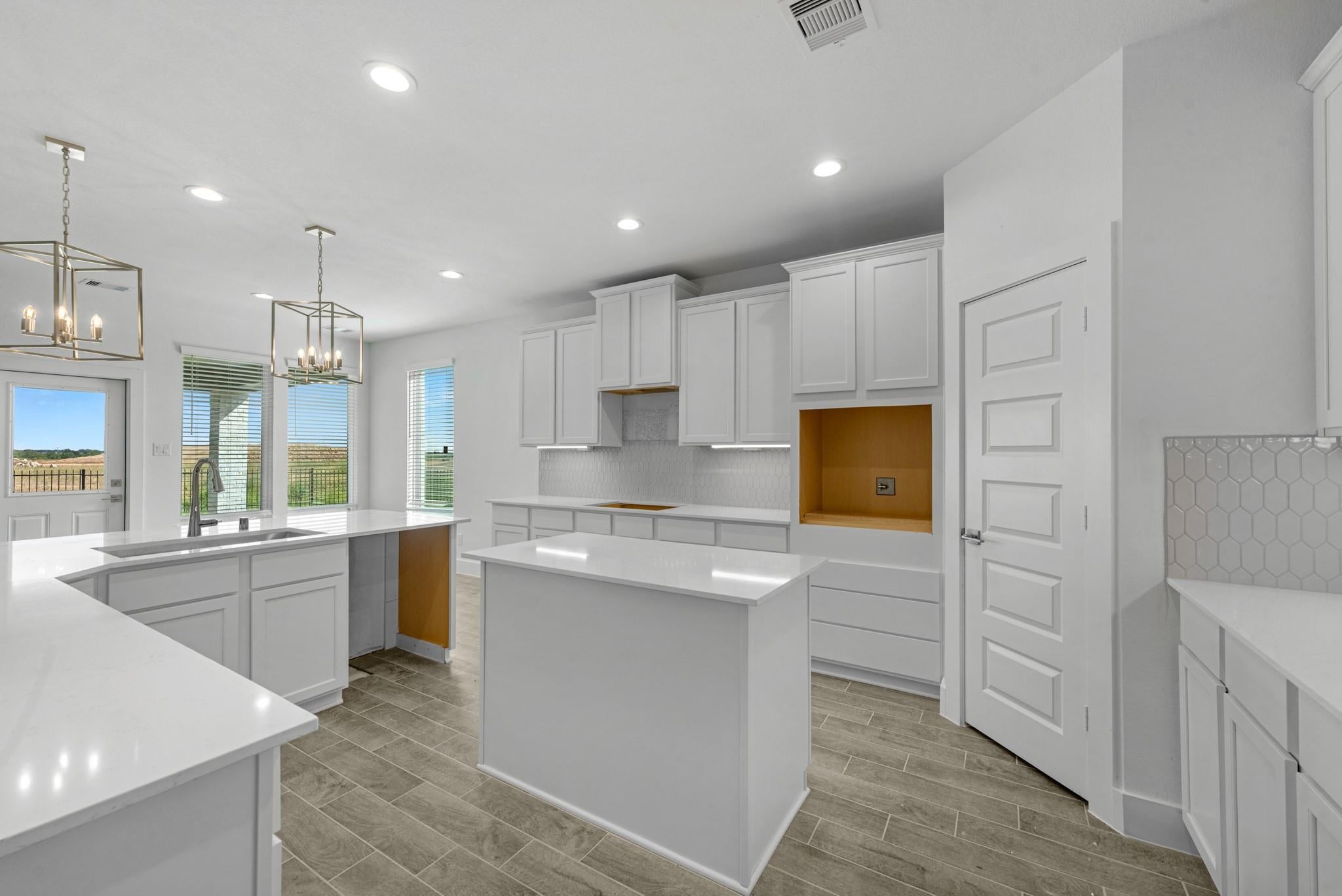 609 Juniper Heights Lane