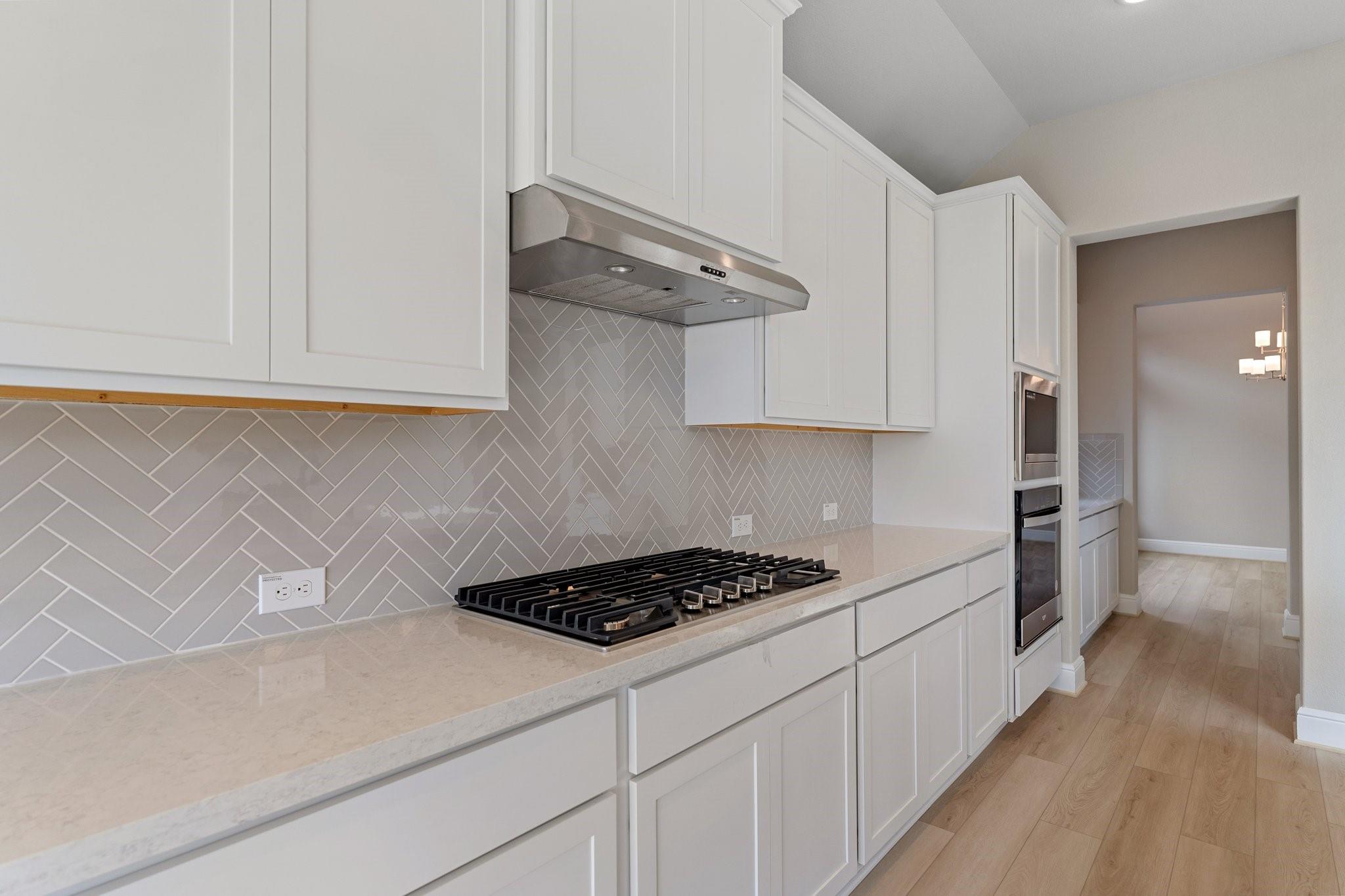 914 Hooks Trail