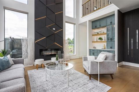 651 Winding Oaks Stafford TX 77477