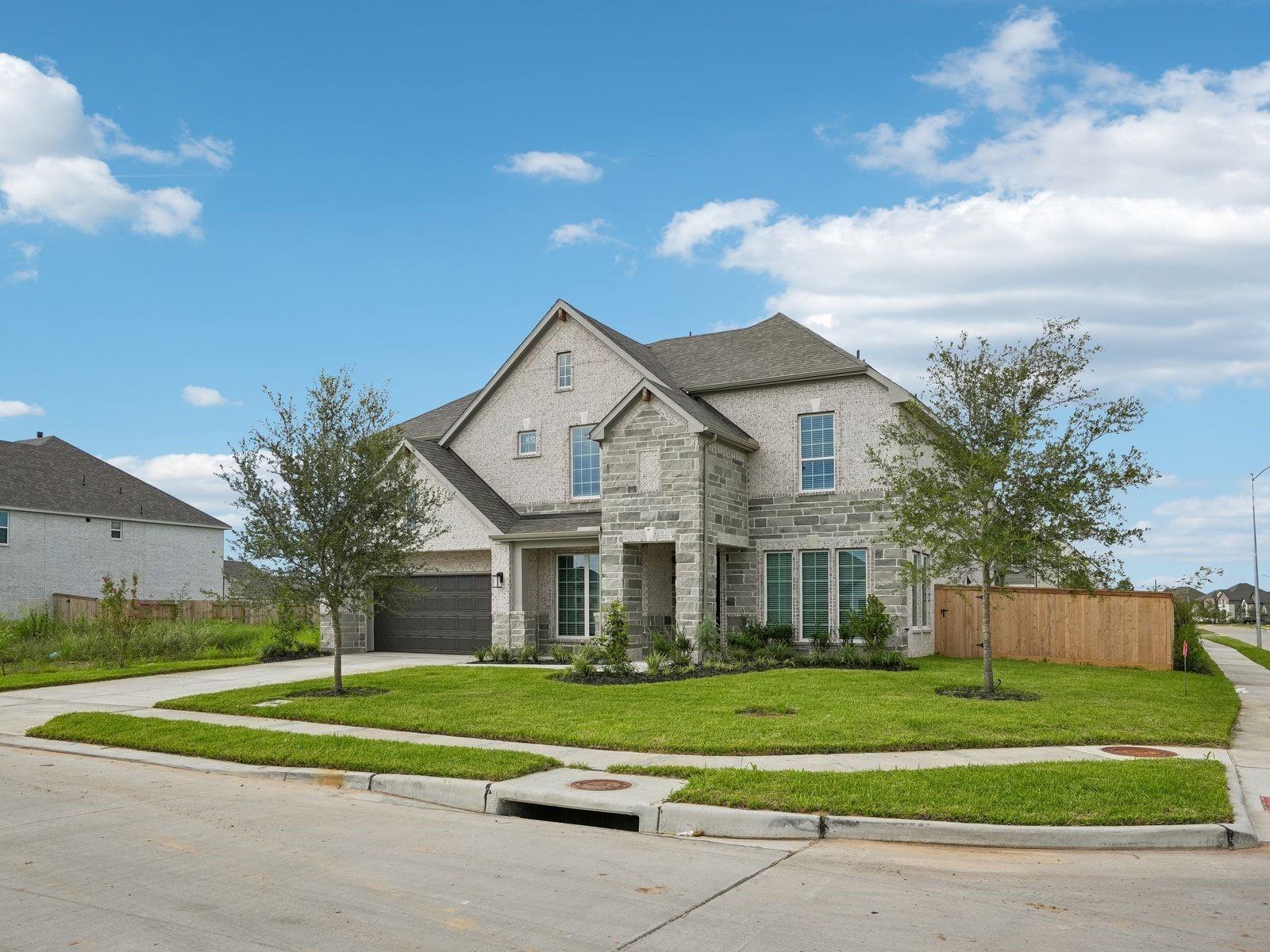 5233 Great Oaks Drive