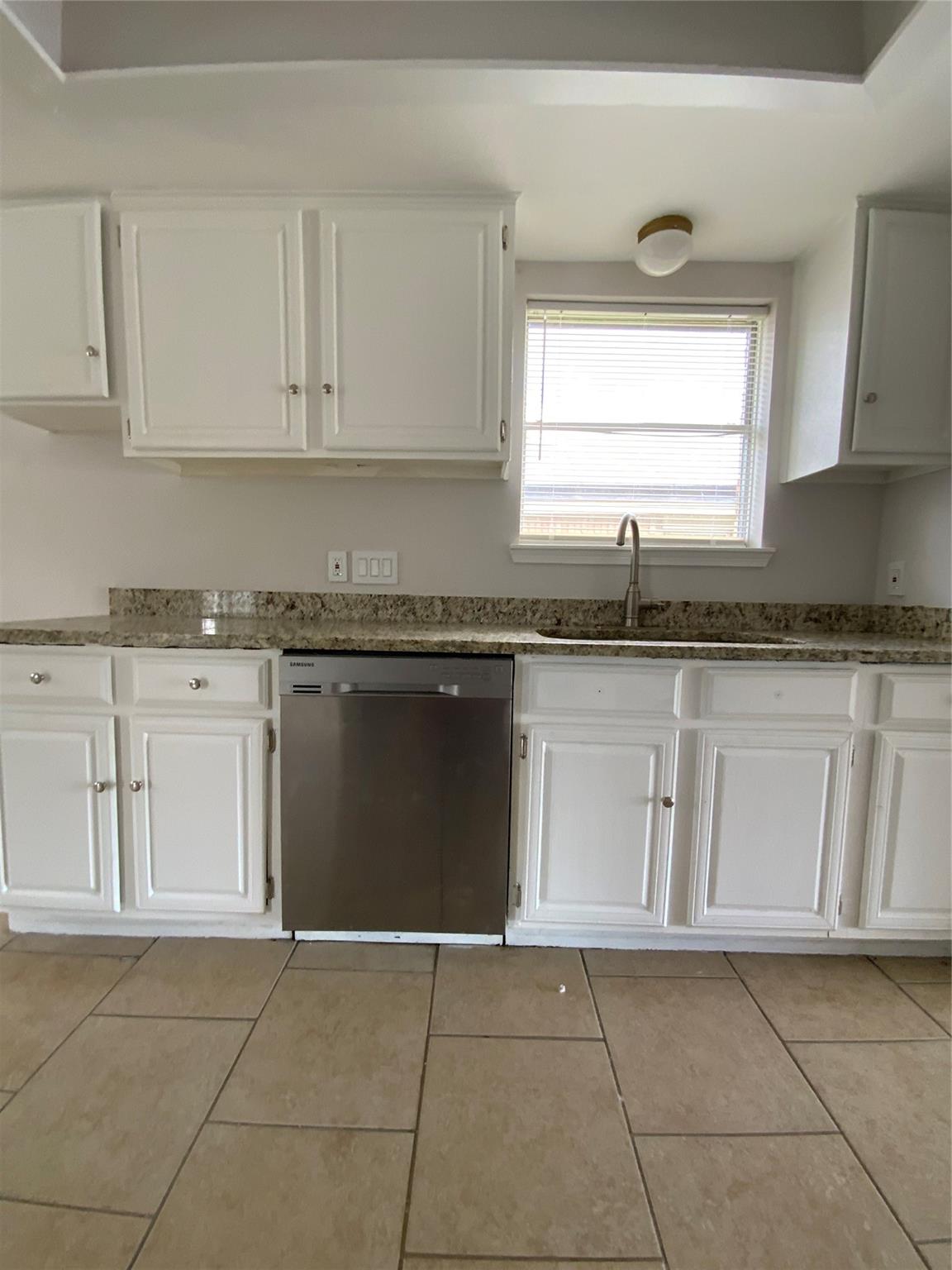 14814 S Silver Green Drive