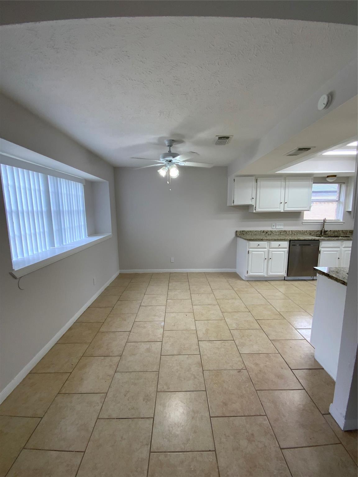 14814 S Silver Green Drive