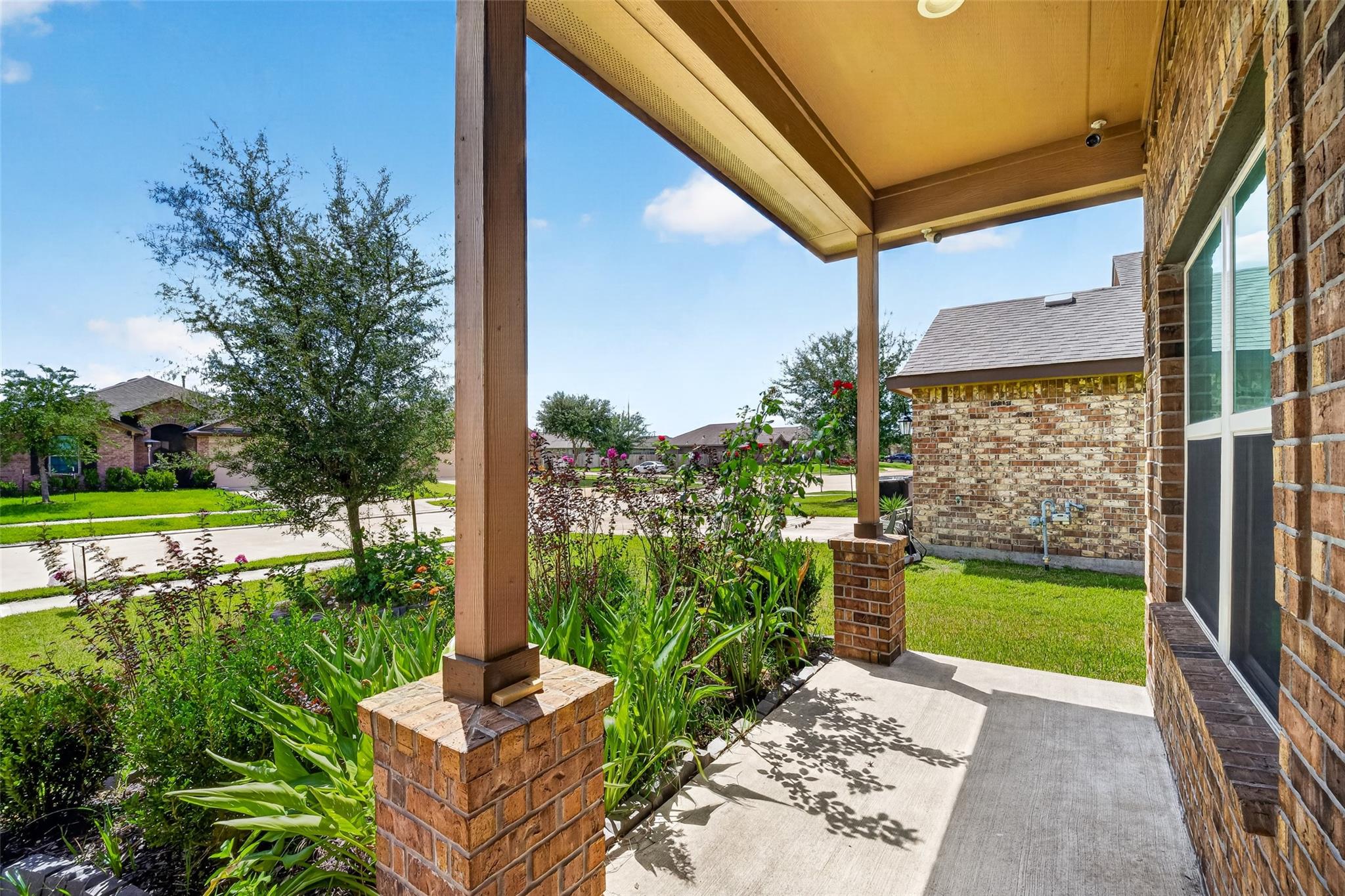 8126 Oakleaf Meadow Court