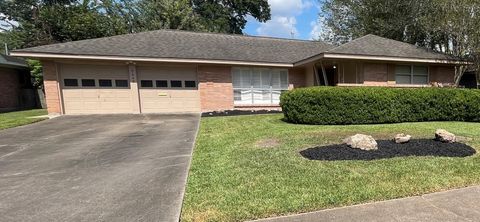 5442 Kinglet Street Houston TX 77096