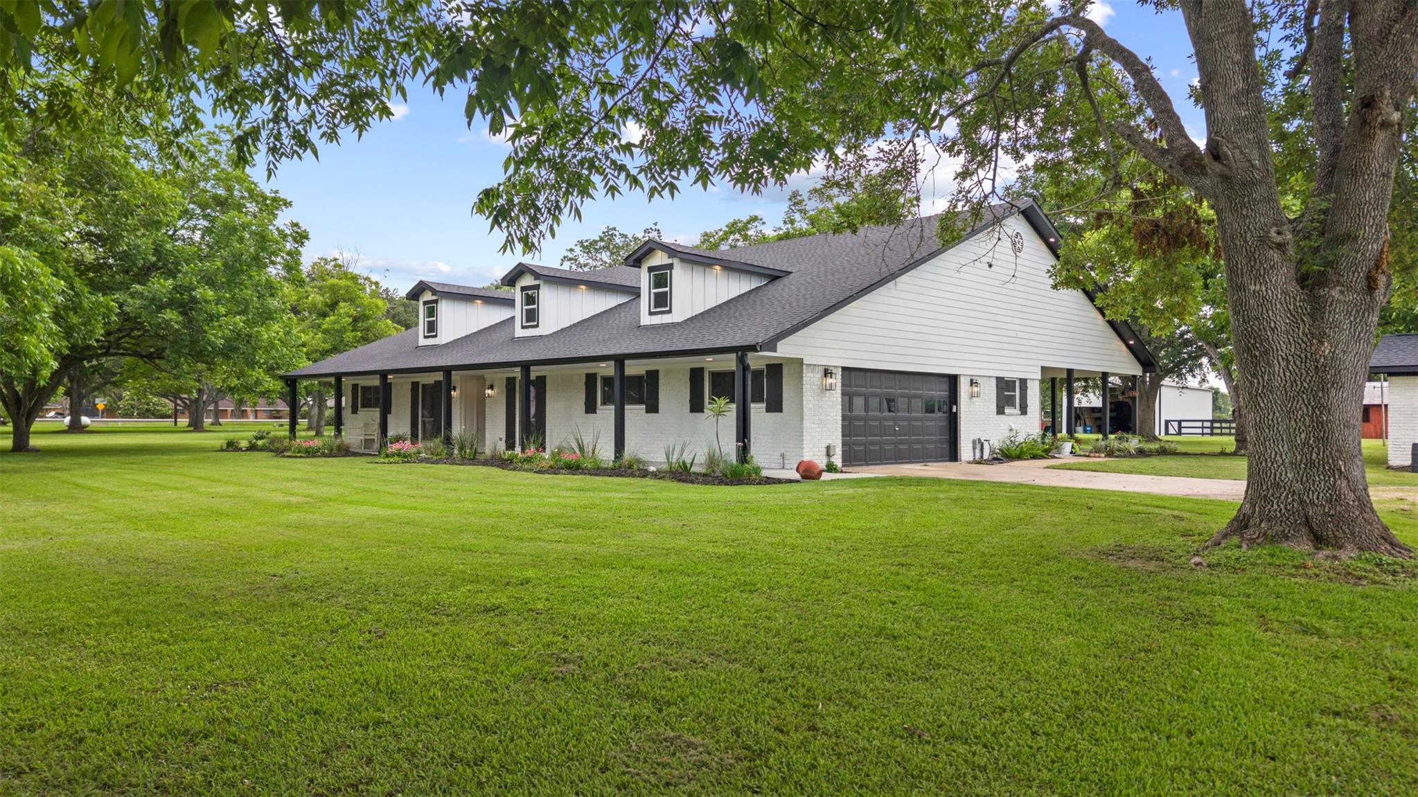 3320 Lottie Lane