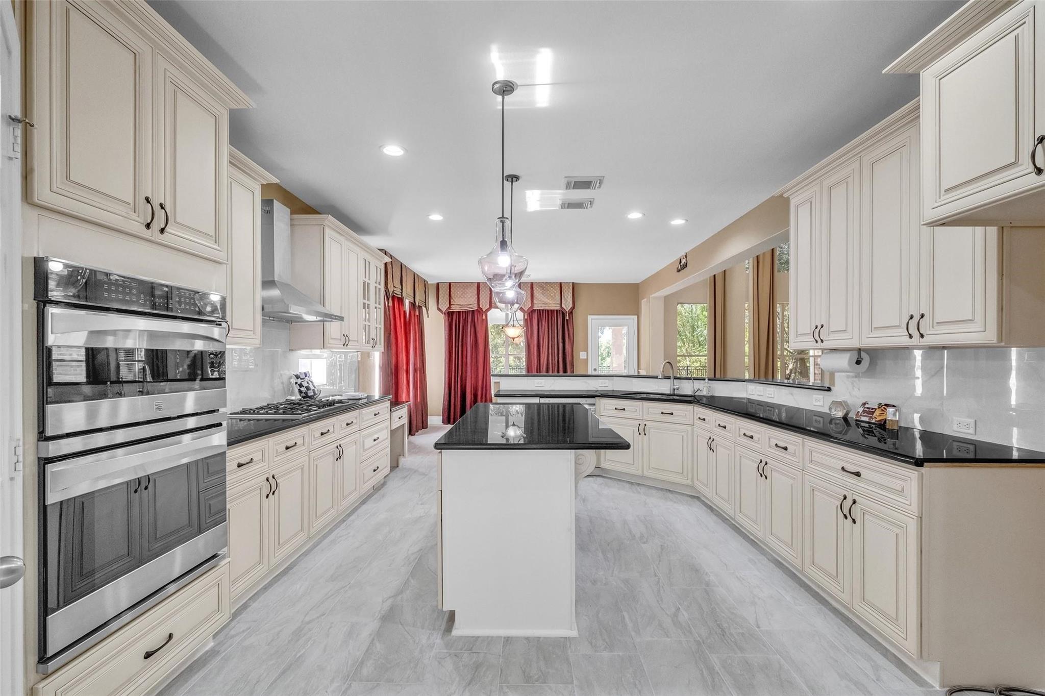 Sugar Land, Texas 77479, United States, 4 Bedrooms Bedrooms, ,4 BathroomsBathrooms,Residential,Active,224353