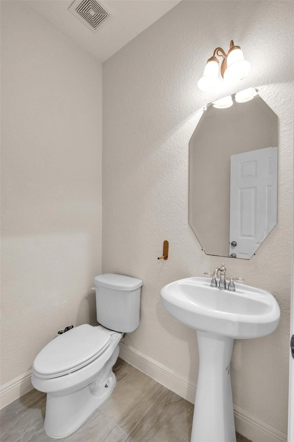 Sugar Land, Texas 77479, United States, 4 Bedrooms Bedrooms, ,4 BathroomsBathrooms,Residential,Active,224353